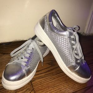 stevens grey shiny shoes